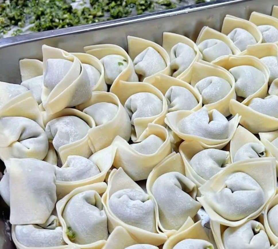 锡通社区养老服务中心--“馄饨传情，温暖如家”包馄饨活动回顾